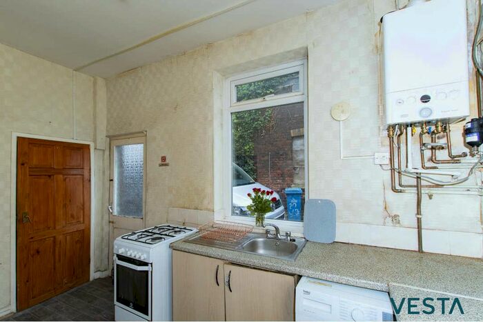 6 Bedroom Terraced House For Sale In Lacey Street, Widnes, WA8
