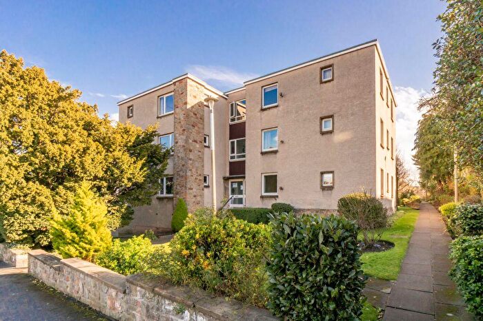 2 Bedroom Flat For Sale In Abercorn Court, Willowbrae, Edinburgh, EH8