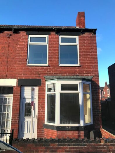 3 Bedroom End Of Terrace House To Rent In Highwoods Road, Mexborough, S64