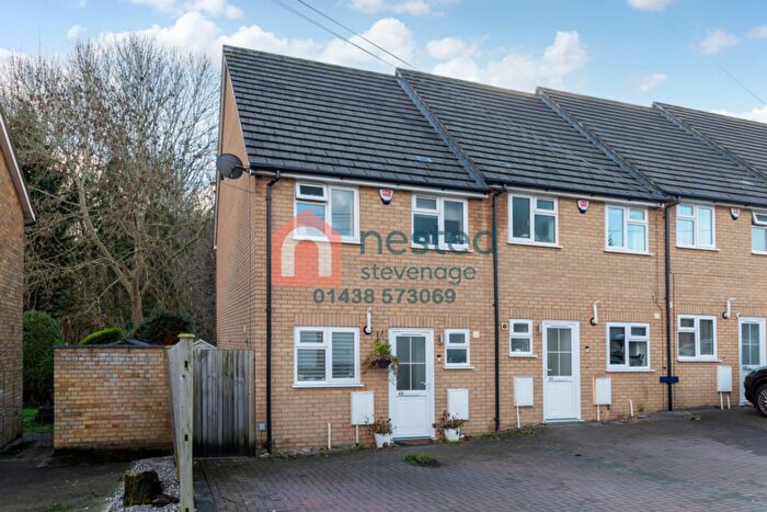 2 Bedroom End Of Terrace House For Sale In Breakspear, Stevenage, SG2