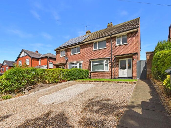 3 Bedroom Semi-Detached House For Sale In Wigan Road, Ormskirk, L39