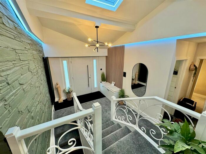 3 Bedroom Detached Bungalow For Sale In Furzehatt Way, Plymstock, Plymouth, PL9