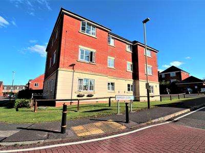 2 Bedroom Apartment To Rent In Cransley Close, Hamilton, Leicester, LE5