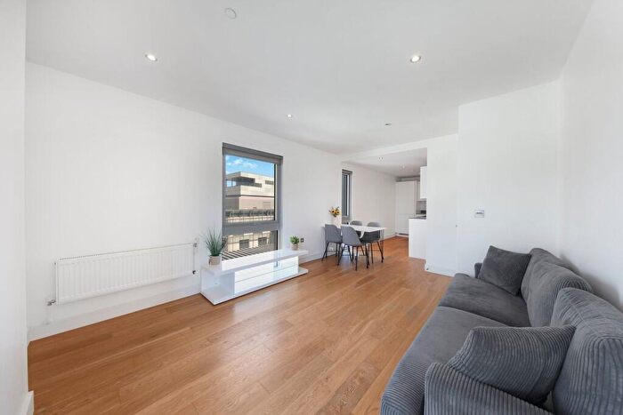 1 Bedroom Apartment To Rent In Howe House Love Lane London, SE18