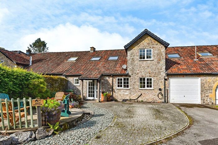 5 Bedroom Barn Conversion For Sale In High Street, Oakhill, Radstock, Somerset, BA3