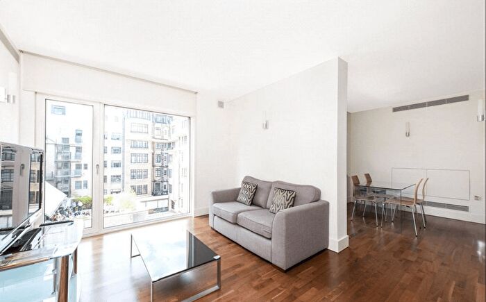 1 Bedroom Flat To Rent In Weymouth Street, Marylebone, London, W1W