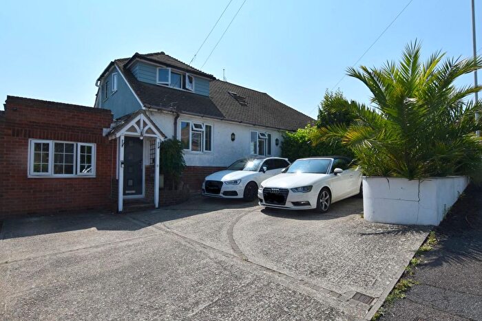 5 Bedroom Semi-detached House For Sale In Colins Way, Hythe, CT21