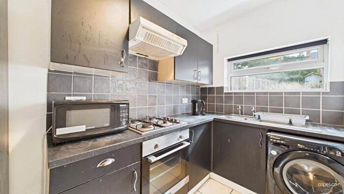 3 Bedroom Terraced House To Rent In Peel Street, Derby, Derbyshire, DE22