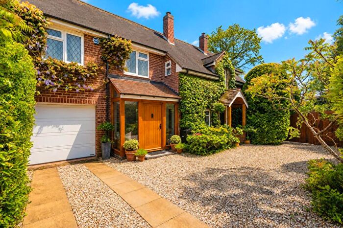 4 Bedroom Detached House For Sale In Woodchester Road, Dorridge, Solihull, B93