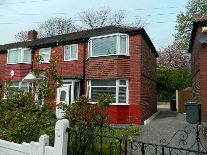 3 Bedroom Semi-Detached House To Rent In Elsdon Drive, Gorton, Manchester M18
