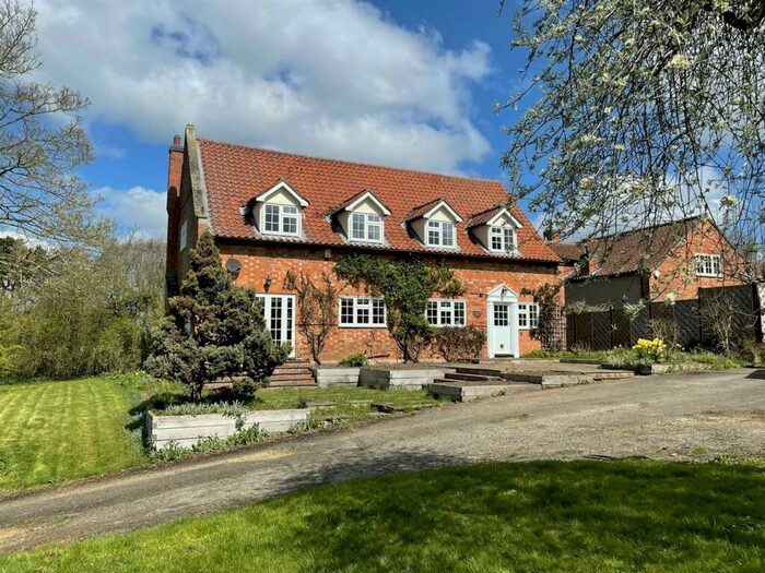 4 Bedroom Detached House To Rent In School Lane, Colsterworth, NG33