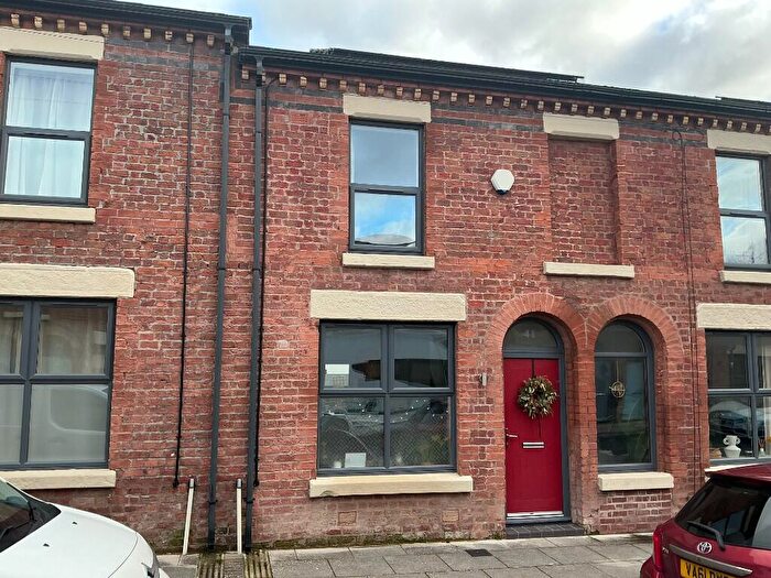 3 Bedroom Terraced House To Rent In Powis Street, Liverpool, Merseyside, L8