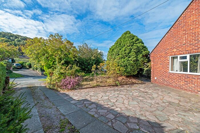 2 Bedroom Detached Bungalow For Sale In Bates Lane, Helsby, Frodsham, WA6