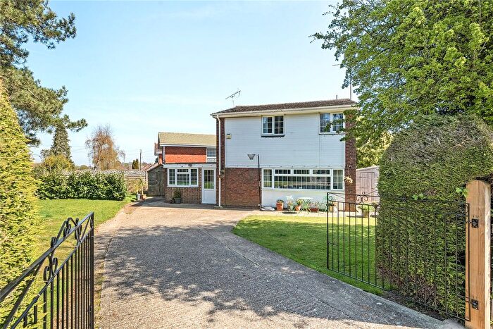 4 Bedroom Detached House For Sale In Shipfield Close, Tatsfield, Westerham, Surrey, TN16