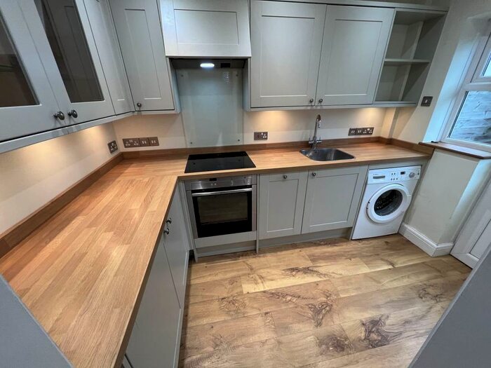 2 Bedroom Property To Rent In Goose Street, Beckington, Frome, BA11