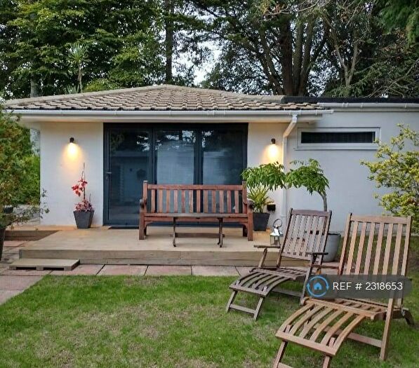 2 Bedroom Detached House To Rent In Ettrick Road, Poole, BH13
