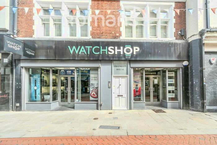 1 Bedroom Apartment To Rent In Franklyn House, Cross Street, RG1