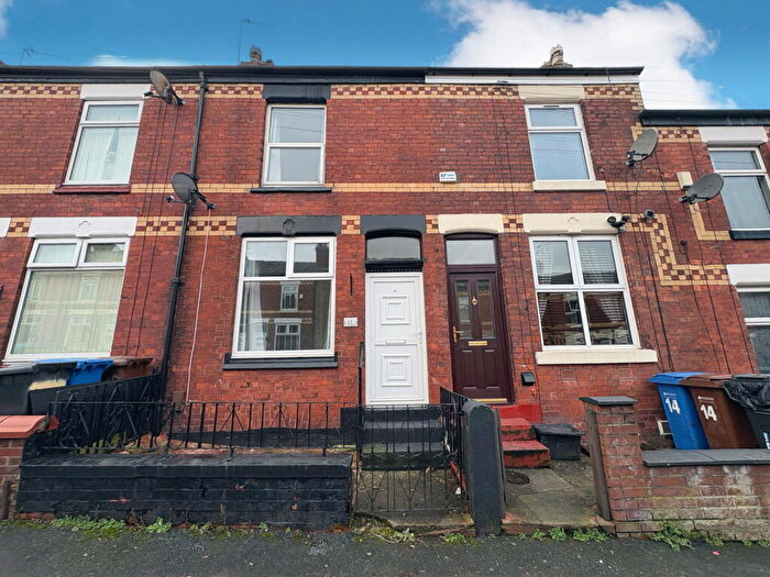 2 Bedroom Terraced House To Rent In Glebe Street, Stockport, SK1