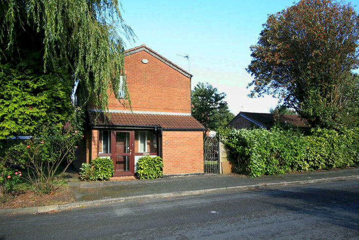 3 Bedroom Detached House To Rent In Calbourne Crescent, Manchester, Greater Manchester, M12