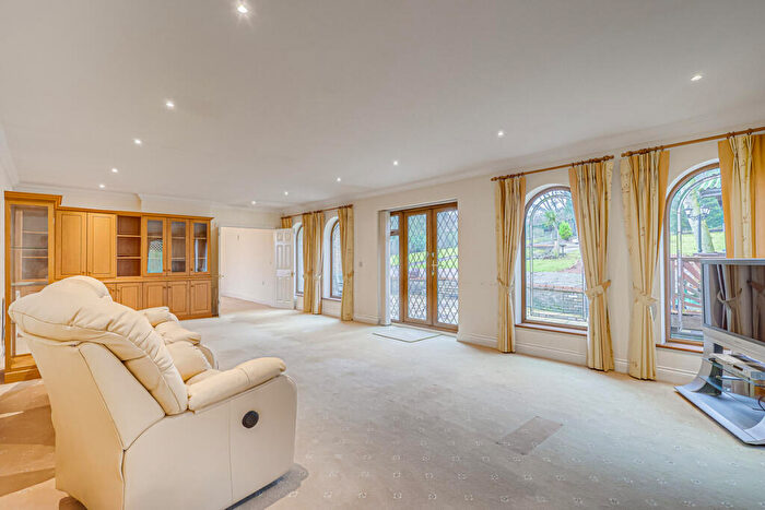 3 Bedroom Detached Bungalow For Sale In Downer Road, Benfleet, SS7