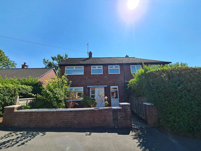 2 Bedroom End Of Terrace House To Rent In Lyndhurst Drive, Ashton-on-Ribble, Preston, Lancashire, PR2