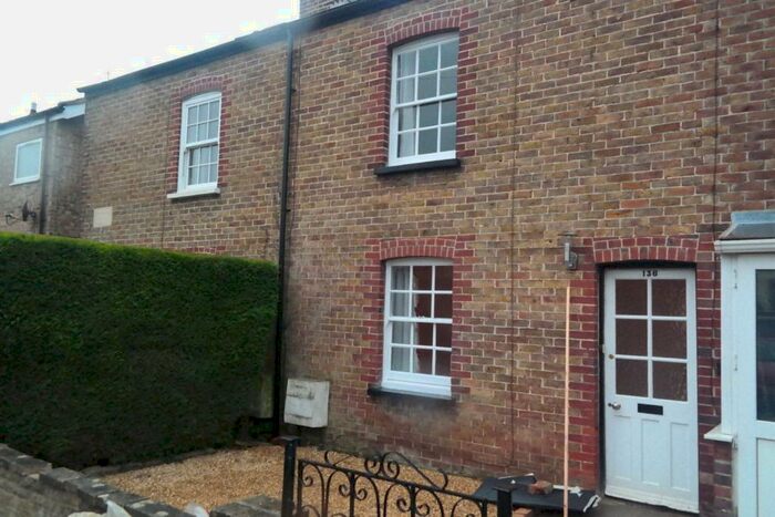 2 Bedroom Terraced House To Rent In Fitzalan Road, Arundel, BN18