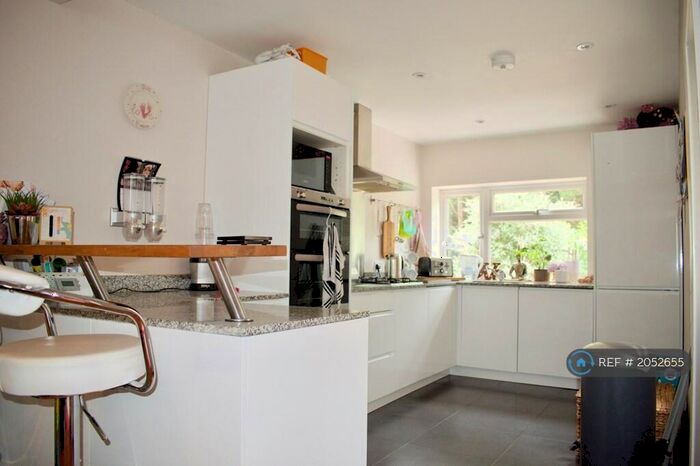 3 Bedroom Terraced House To Rent In Upper Bridge Road, Chelmsford, CM2