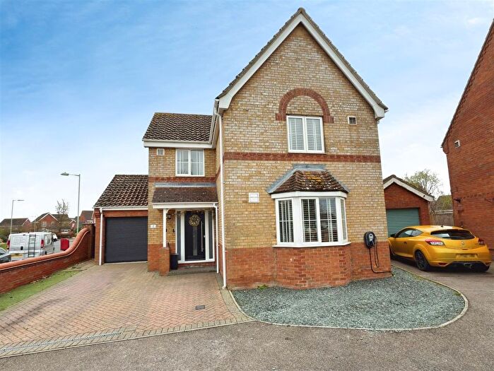 4 Bedroom Detached House For Sale In Anchor Way, Carlton Colville, Lowestoft, Suffolk, NR33