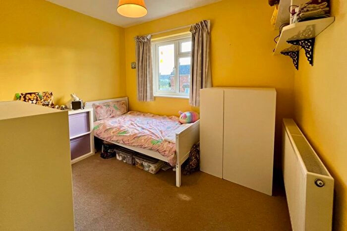 3 Bedroom Terraced House For Sale In Langholm Road, Ashford, TN23