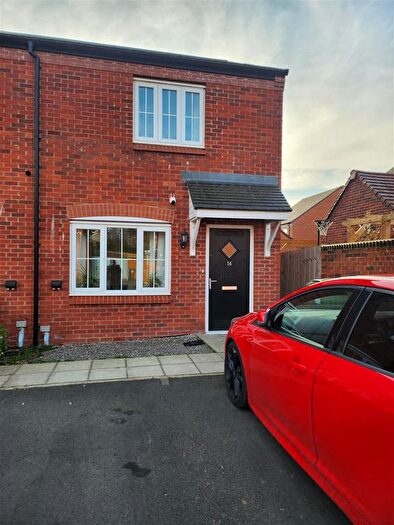 2 Bedroom Semi-Detached House For Sale In Harrow Close, Malvern, WR14