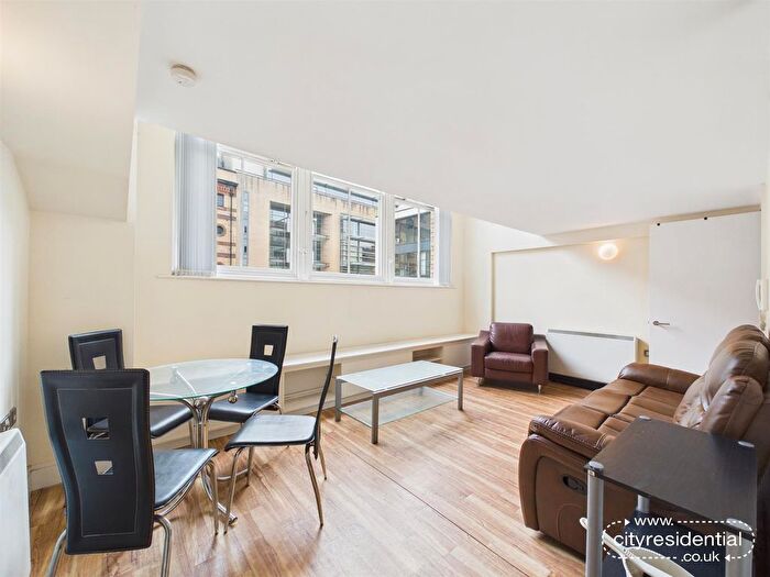 2 Bedroom Flat For Sale In Temple Lane, Liverpool, L2