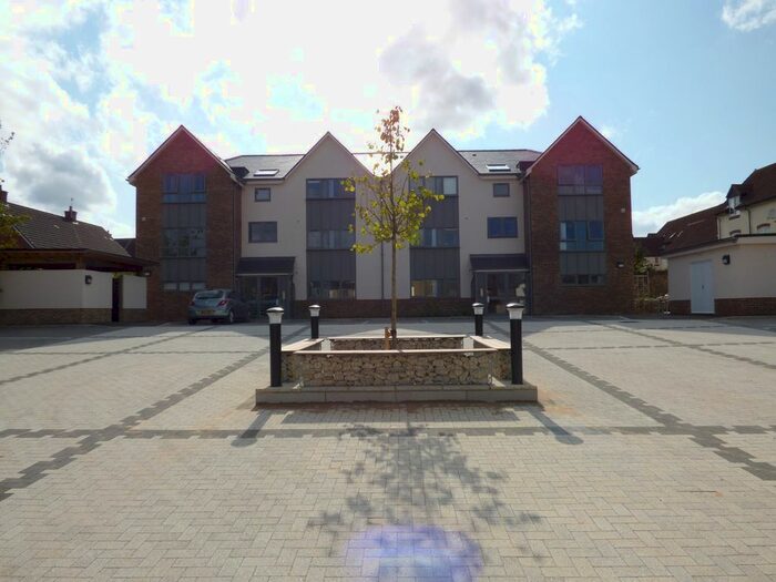 2 Bedroom Flat To Rent In Marlborough Road, Old Town, Swindon, SN3