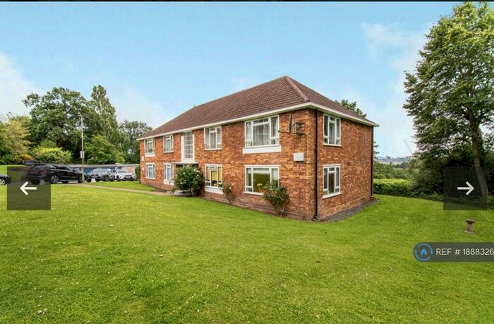 2 Bedroom Flat To Rent In Sunnyhill Court, Hendon, NW4