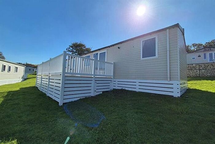 Park Home For Sale In Newquay, TR8