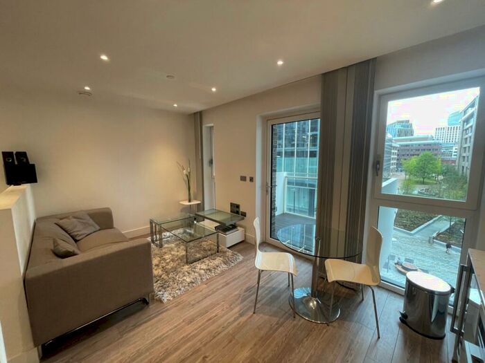 Studio To Rent In Wiverton Tower, Aldgate Place, New Drum Street, Aldgate, E1