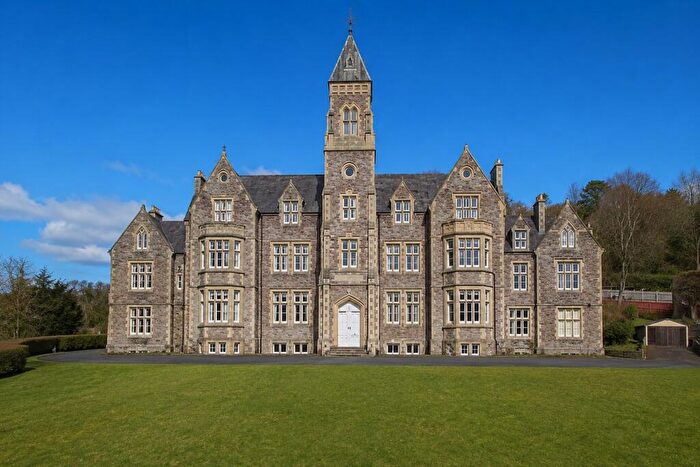 3 Bedroom Apartment For Sale In Camden Court, Brecon, LD3