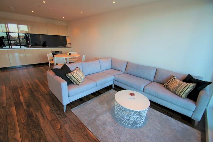 2 Bedroom Apartment To Rent In Milliners Wharf, New Islington, M4