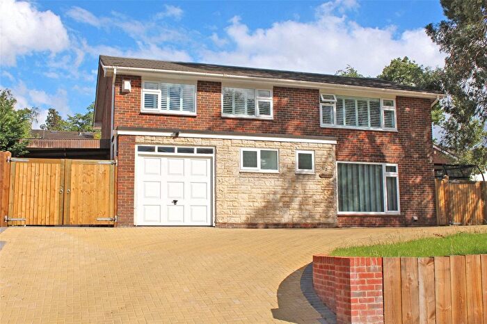 4 Bedroom Detached House To Rent In Lingwood Close, Bassett, Southampton, Hampshire, SO16