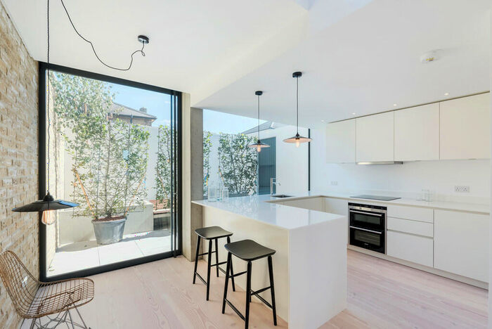 4 Bedroom End Of Terrace House To Rent In Reedham Street, Peckham, SE15