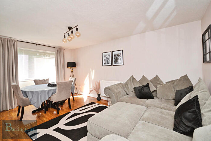 2 Bedroom Flat To Rent In Azalea Court, Springfield, Chelmsford, Essex, CM1