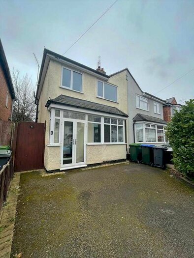 3 Bedroom Semi-Detached House To Rent In Merrions Close, Great Barr, Birmingham, B43