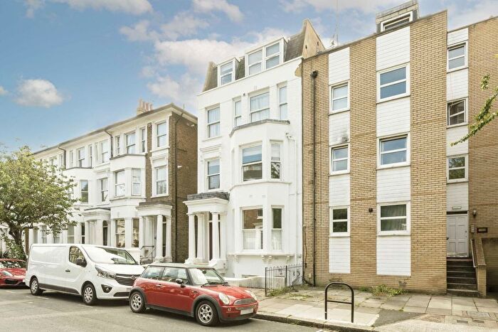 2 Bedroom Flat To Rent In Netherwood Road, West Kensington, W14