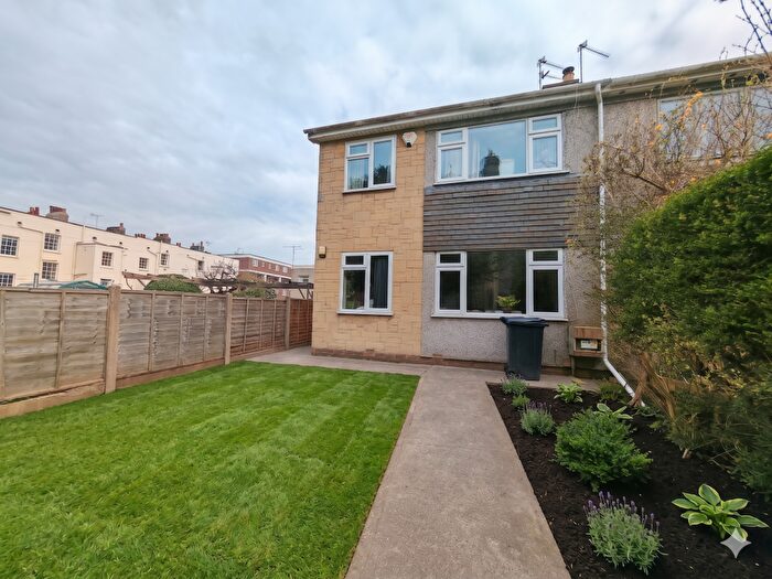 4 Bedroom House To Rent In Cotham Side Ref, BS6