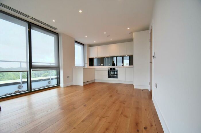 1 Bedroom Apartment To Rent In Marsham House, Station Road, Gerrards Cross, Buckinghamshire, SL9