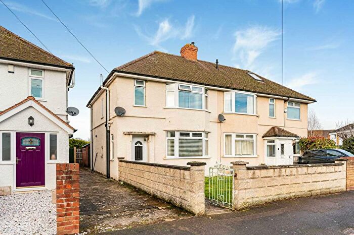 4 Bedroom Semi Detached House For Sale In Beechey Avenue, Marston, OX3