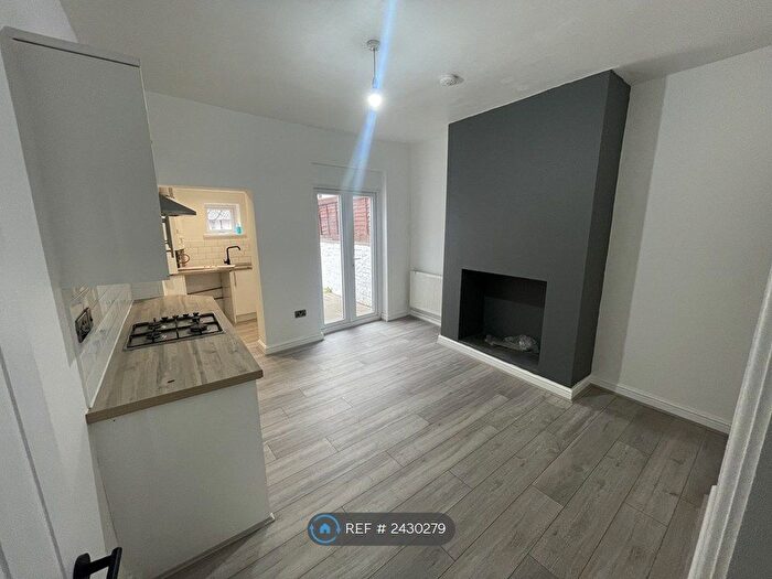 2 Bedroom Terraced House To Rent In South Street, Crewe, CW2