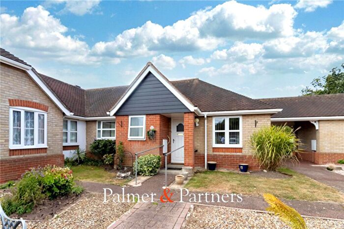 2 Bedroom Bungalow For Sale In Meadow Close, Elmstead, Colchester, Essex, CO7