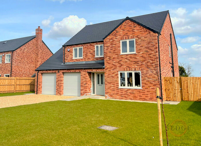 4 Bedroom Detached House For Sale In Wortham Close, Moulton, Spalding, PE12