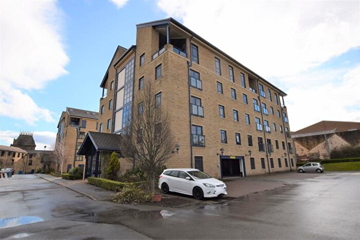 1 Bedroom Apartment To Rent In Equilibrium, Plover Road, Lindley, HD3