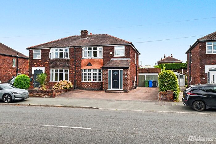 3 Bedroom Semi-Detached House For Sale In Chester Road, Warrington, Cheshire, WA4